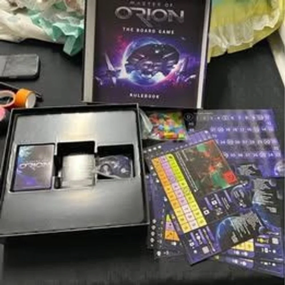 Master Of Orion The Board Game - COMPLETE BUT SOME BOX DAMAGE‎